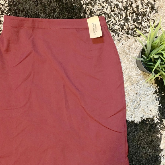 F21 Knee-Length Pencil Skirt *Brand New* - Picture 1 of 3